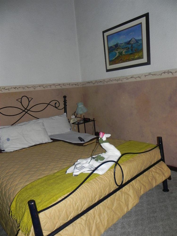 Hotel Nass Sol De Кито Экстерьер фото