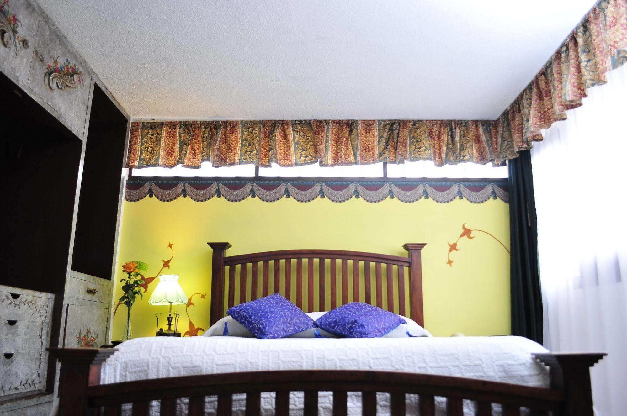 Hotel Nass Sol De Кито Экстерьер фото