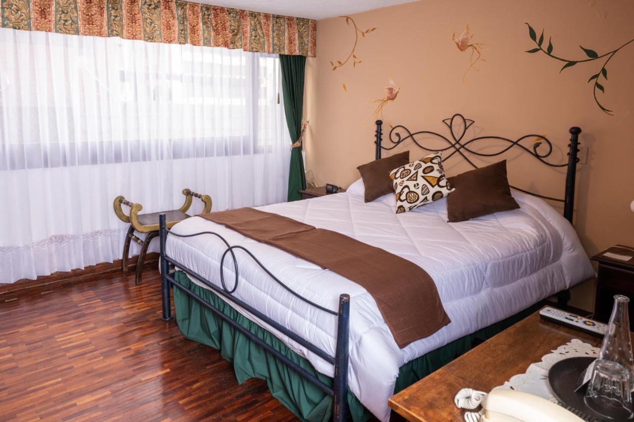 Hotel Nass Sol De Кито Экстерьер фото